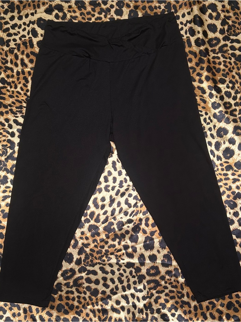 Eye Candy Black Capri V Front Cross Waist Legging